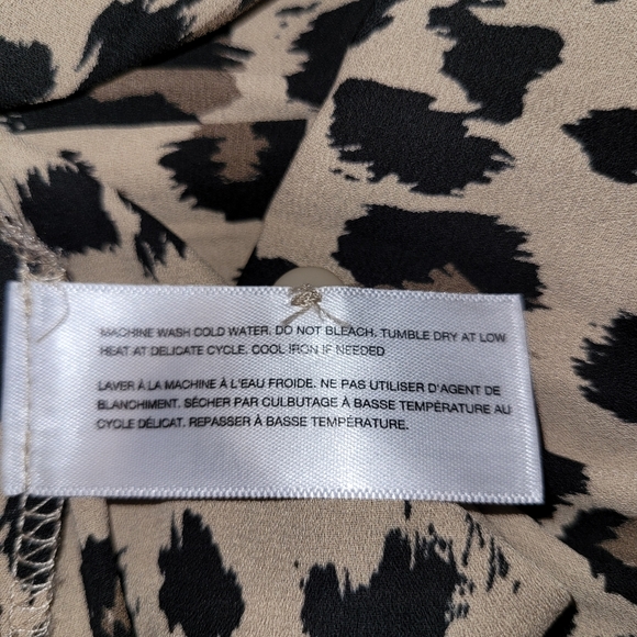 Sung by Alfred Sung Sleeveless Blouse - Picture 7 of 7